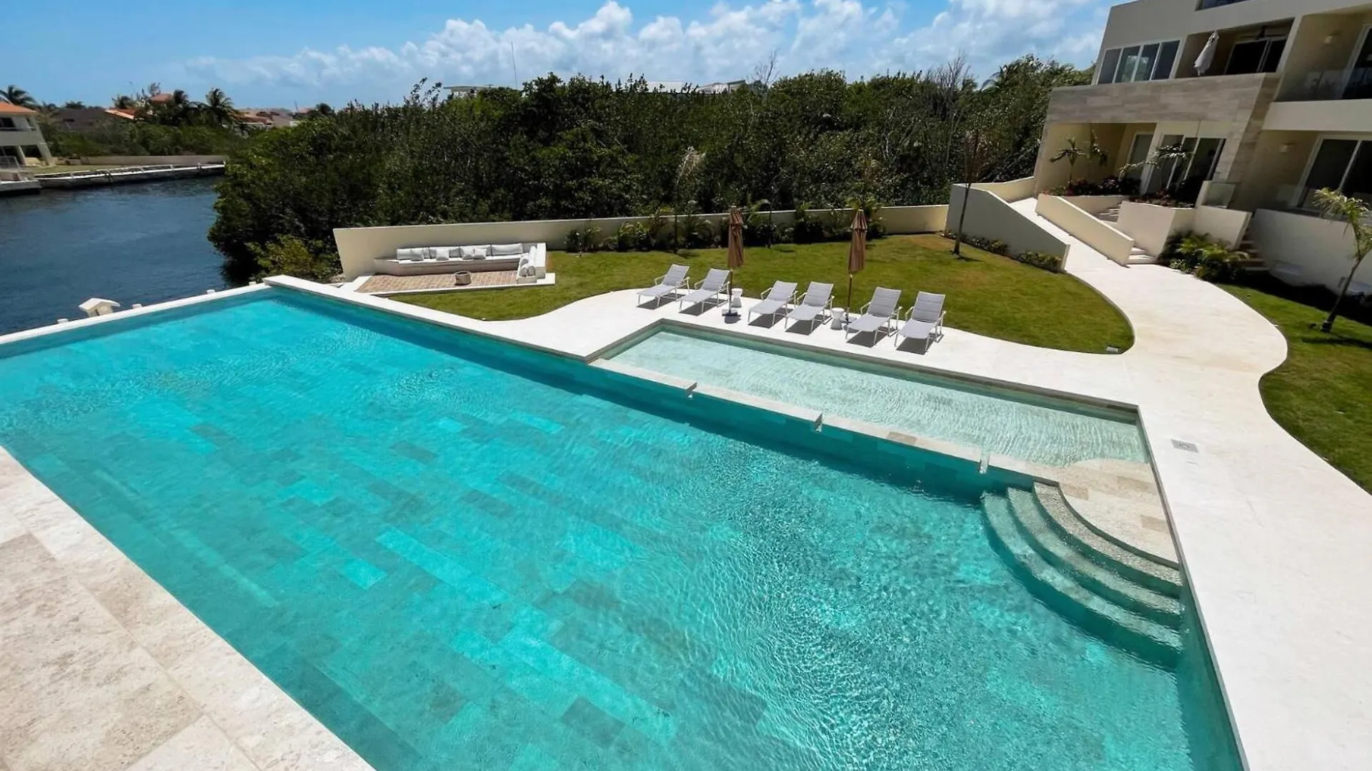 Azure Caribbean Aqua Apartment Puerto Aventuras Mexico